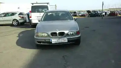 Veículo de Sucata BMW SERIE 5 BERLINA (E39) 525tds do ano 1997 alimentado 256T