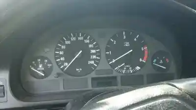 Veículo de Sucata bmw serie 5 berlina (e39) 525tds do ano 1997 alimentado 256t