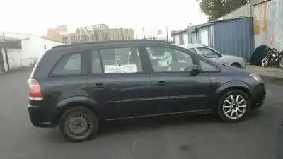 Veículo de Sucata opel zafira b family do ano 2006 alimentado 