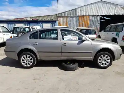 Veículo de Sucata skoda superb (3u4) classic do ano 2007 alimentado bpz