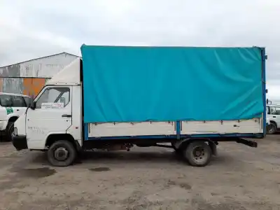 Véhicule à la ferraille nissan trade 100 chasis cabina de l'année 1997 alimenté bd30