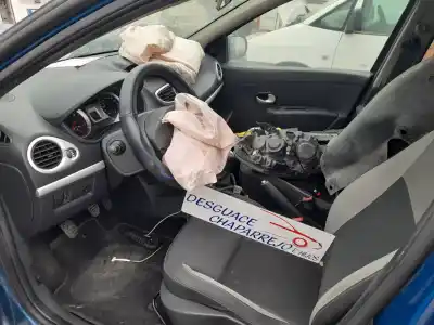 Veículo de Sucata renault clio iii authentique do ano 2011 alimentado k9k t7