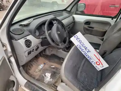 Здавання транспортного засобу renault   року 2006 потужний k9k a7