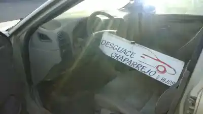 Veículo de Sucata volvo s40 berlina 1.9 diesel cat do ano 2001 alimentado d4192t3