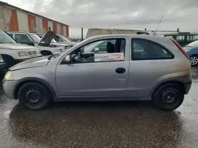 Scrapping Vehicle opel corsa c blue line of the year 2003 powered z12xe