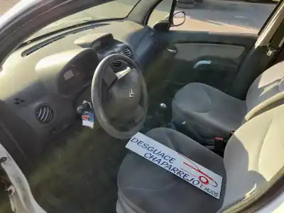 Véhicule à la ferraille citroen c3 1.4 hdi cool de l'année 2004 alimenté 8hx