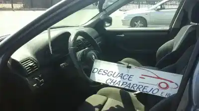 Vehicul casat bmw serie 3 berlina (e46) 320d al anului 2002 alimentat 204d4