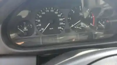 Vehicul casat bmw serie 3 berlina (e46) 320d al anului 2002 alimentat 204d4