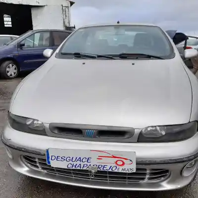 Veicolo di demolizione FIAT MAREA BERLINA (185) JTD 105 Clima dell'anno 2000 alimentato 182B4000