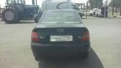 Vehicul casat audi a4 berlina (b5) 1.8 al anului 2000 alimentat avv