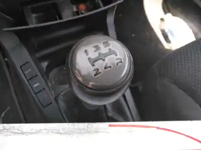 Veicolo di demolizione fiat stilo multi wagon (192) 1.6 16v dell'anno 2002 alimentato 182b6000