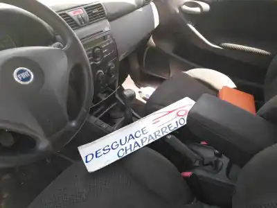 Veicolo di demolizione fiat stilo multi wagon (192) 1.6 16v dell'anno 2002 alimentato 182b6000