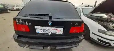 Veículo de Sucata bmw serie 5 touring (e39) 525tds do ano 2006 alimentado 256t1