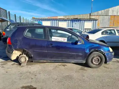 Veículo de Sucata volkswagen golf v berlina (1k1) highline do ano 2005 alimentado bkc