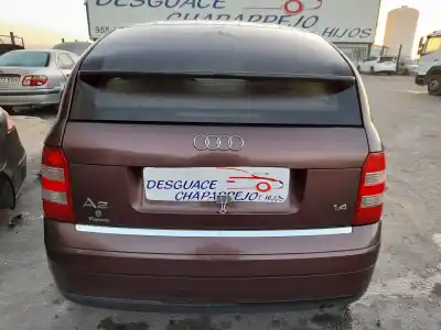 Veículo de Sucata audi a2 (8z) 1.4 do ano 2002 alimentado aua