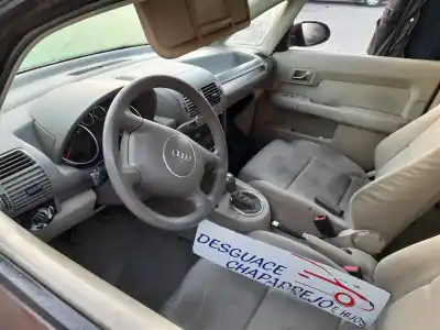 Veículo de Sucata audi a2 (8z) 1.4 do ano 2002 alimentado aua