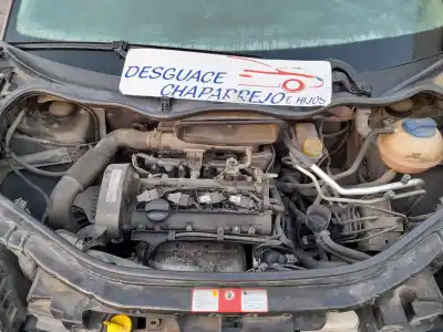 Veículo de Sucata audi a2 (8z) 1.4 do ano 2002 alimentado aua