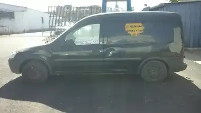 Veicolo di demolizione opel combo corsa c dell'anno 2005 alimentato 