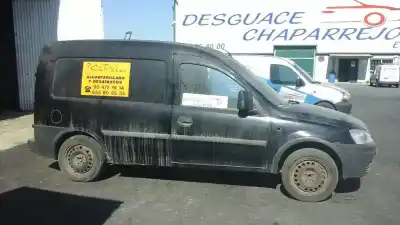 Veicolo di demolizione opel combo corsa c dell'anno 2005 alimentato 