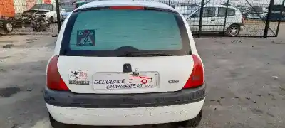 Здавання транспортного засобу renault   року 1999 потужний f8q