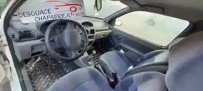 Здавання транспортного засобу renault   року 1999 потужний f8q