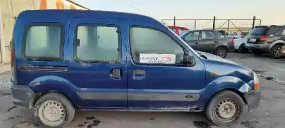 Veículo de Sucata renault   do ano 2002 alimentado k9k a7 Veículo de Sucata renault   do ano 2002 alimentado k9k a7