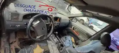 Véhicule à la ferraille kia sorento 2.5 crdi ex de l'année 2003 alimenté d4cb