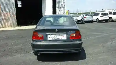 Vehicul casat bmw serie 3 berlina (e46) 320d al anului 2000 alimentat 204d1d