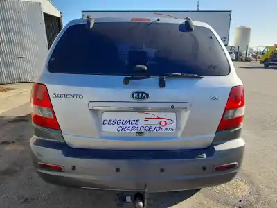 Véhicule à la ferraille kia sorento 2.5 crdi ex de l'année 2005 alimenté d4cb
