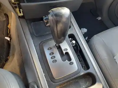 Véhicule à la ferraille kia sorento 2.5 crdi ex de l'année 2005 alimenté d4cb