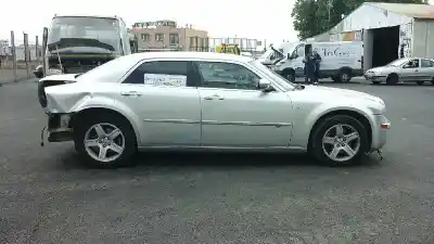 Veicolo di demolizione chrysler 300 c 3.0 crd dell'anno 2010 alimentato 642982