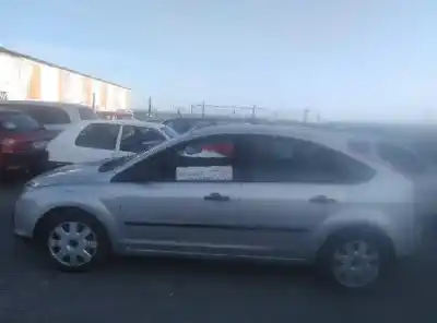 Veículo de Sucata ford focus berlina (cap) ambiente (d) do ano 2006 alimentado kkda