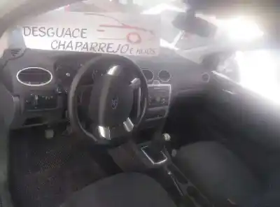 Veículo de Sucata ford focus berlina (cap) ambiente (d) do ano 2006 alimentado kkda