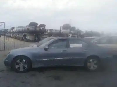 Здавання транспортного засобу mercedes-benz clase e (w211) berlina e 320 cdi (211.026) року 2003 потужний 648961