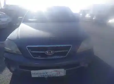 Veículo de Sucata KIA SORENTO 2.5 CRDi EX do ano 2002 alimentado D4CB