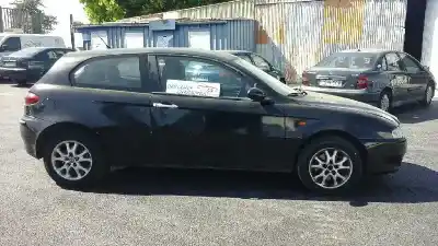 Veículo de Sucata alfa romeo 147 (190) 1.6 t.spark distinctive do ano 2002 alimentado ar32104