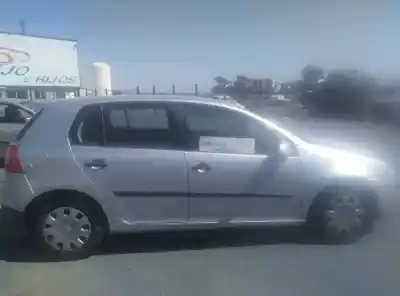 Veículo de Sucata volkswagen golf v berlina (1k1) conceptline (e) do ano 2004 alimentado bdk