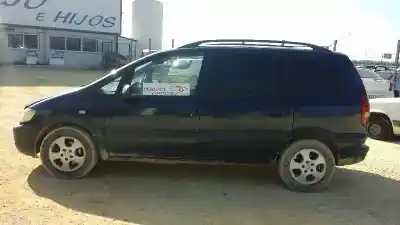 Veicolo di demolizione opel zafira a club dell'anno 2002 alimentato y20dth