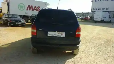 Veicolo di demolizione opel zafira a club dell'anno 2002 alimentato y20dth