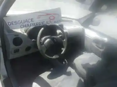 Scrapping Vehicle renault   of the year 2003 powered 