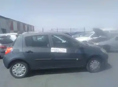 Veículo de Sucata renault clio iii authentique do ano 2007 alimentado k9k t7