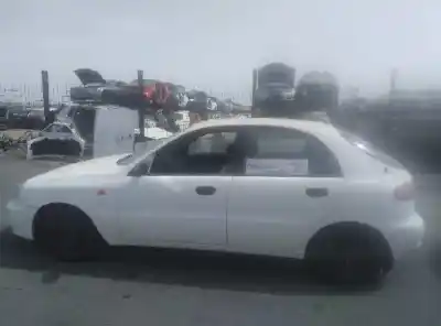 Scrapping Vehicle daewoo lanos cool of the year 2000 powered a15sms