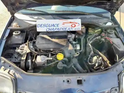 Здавання транспортного засобу renault   року 2001 потужний 