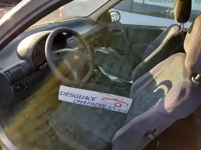 Veículo de Sucata opel corsa b eco do ano 2000 alimentado x10xe