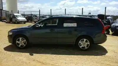 Veículo de Sucata volvo v50 familiar 1.6 summum do ano 2010 alimentado b4164s3