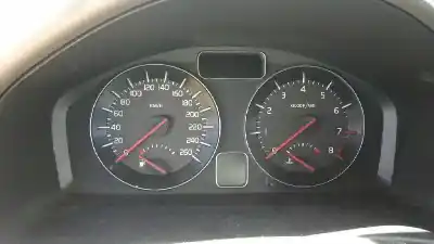 Veículo de Sucata volvo v50 familiar 1.6 summum do ano 2010 alimentado b4164s3