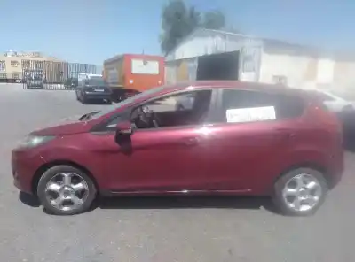 Vehicul casat ford fiesta (cb1) ghia al anului 2009 alimentat hhjc