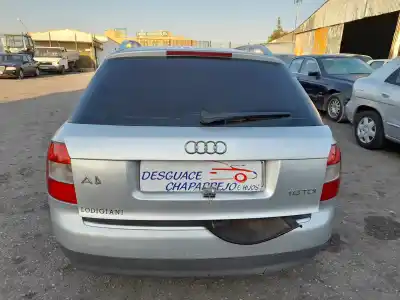 Veículo de Sucata audi a4 avant (8e) 1.9 tdi (96kw) do ano 2001 alimentado awx