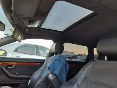 Veículo de Sucata audi a4 avant (8e) 1.9 tdi (96kw) do ano 2001 alimentado awx