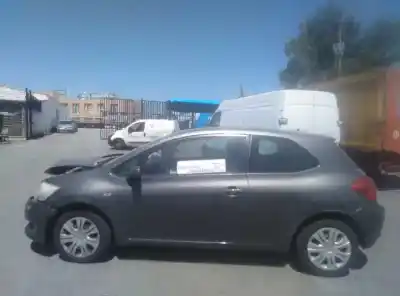 Veicolo di demolizione toyota auris sol dell'anno 2007 alimentato 1zr